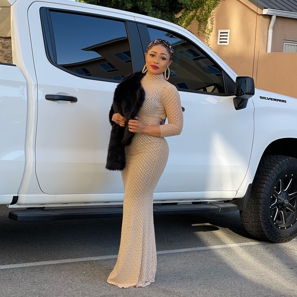 Dresses & Skirts - 3/4 sleeves rhinestone designed maxi dress